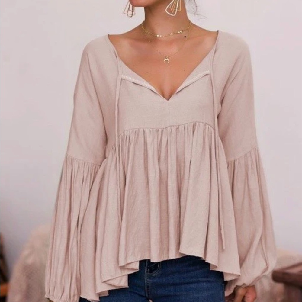 Chic Beige Women's Blouse